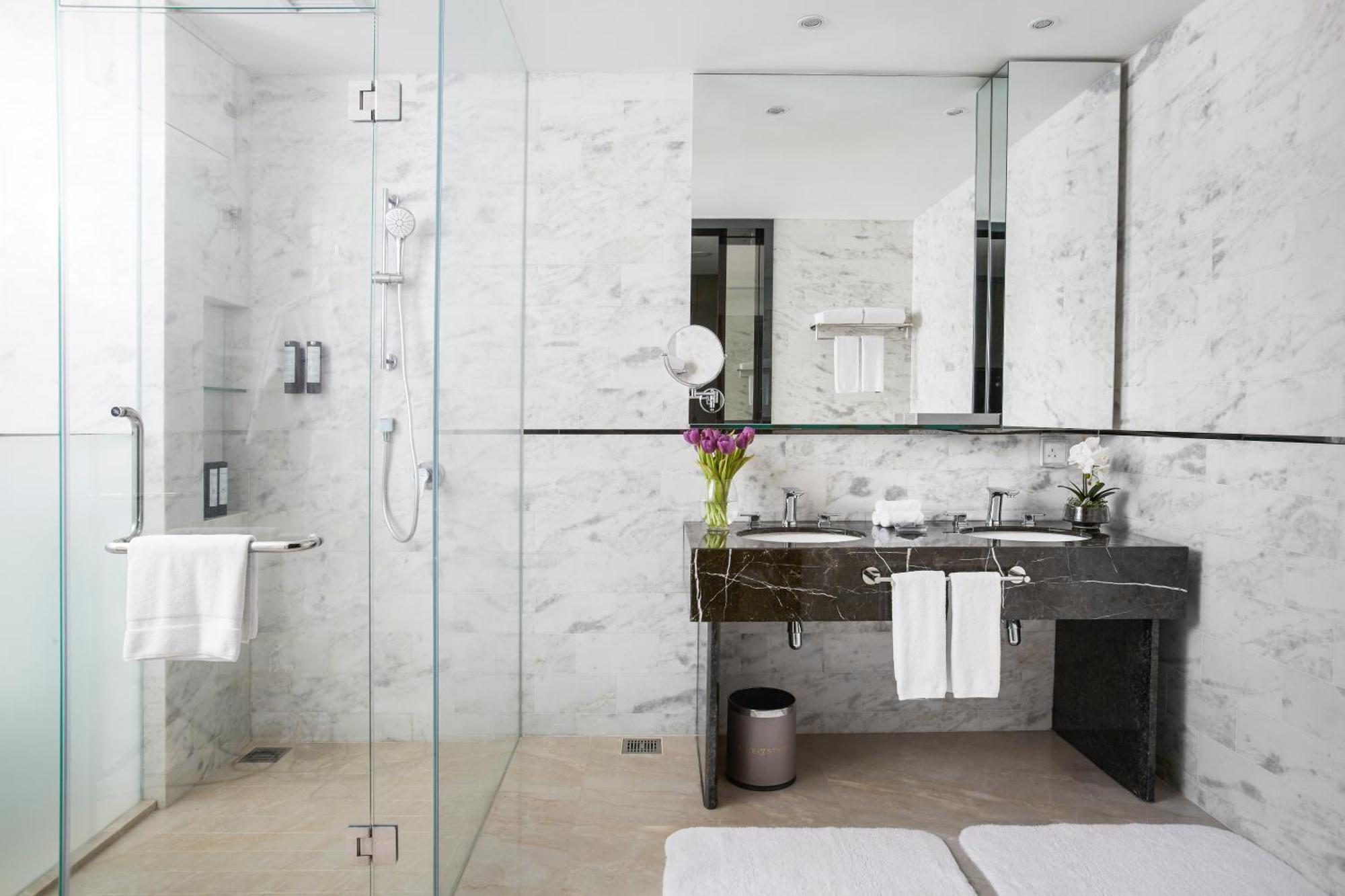The Face Style Hotel 쿠알라룸푸르 외부 사진 Bathroom